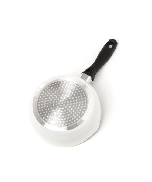 LAKOLE（ラコレ）の「フッ素加工IH平鍋[18cm] / 968021（鍋/フライパン・レディース・アイボリー・FREE）」の5枚目の写真