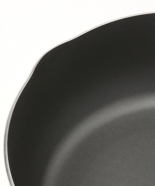 LAKOLE（ラコレ）の「フッ素加工IH平鍋[18cm] / 968021（鍋/フライパン・レディース・アイボリー・FREE）」の8枚目の写真