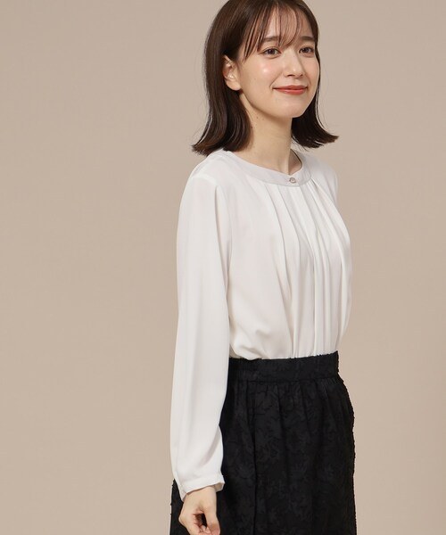 SHOO・LA・RUE（シューラルー）の「◆【通勤/デイリー/セレモニーにも】配色バンドカラー風ブラウス【CIRCRIC】（シャツ/ブラウス・レディース・ブルー系8/ベージュ系その他7/ブラック系3・05/01/04/02/03）」の15枚目の写真