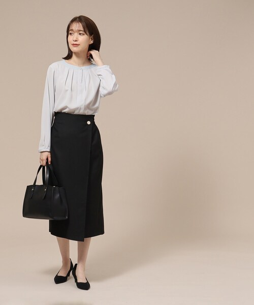 SHOO・LA・RUE（シューラルー）の「◆【通勤/デイリー/セレモニーにも】配色バンドカラー風ブラウス【CIRCRIC】（シャツ/ブラウス・レディース・ブルー系8/ベージュ系その他7/ブラック系3・05/01/04/02/03）」の17枚目の写真