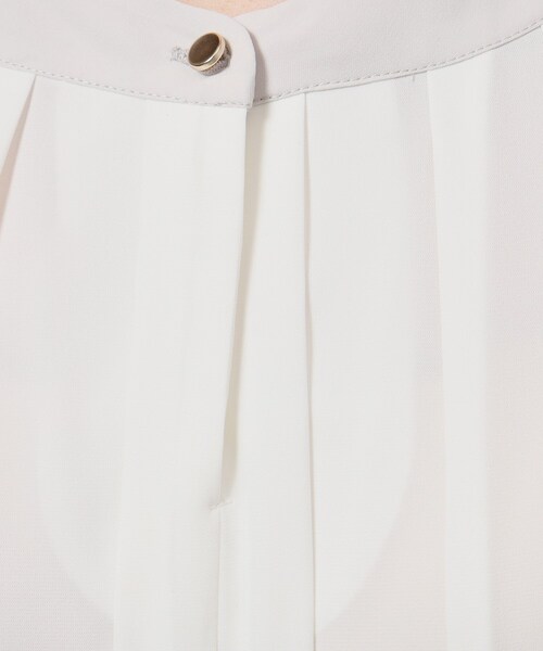 SHOO・LA・RUE（シューラルー）の「◆【通勤/デイリー/セレモニーにも】配色バンドカラー風ブラウス【CIRCRIC】（シャツ/ブラウス・レディース・ブルー系8/ベージュ系その他7/ブラック系3・05/01/04/02/03）」の22枚目の写真