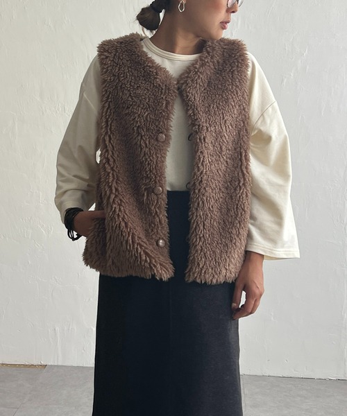 LBC(エルビーシー)の「ボアファーベスト(ベスト・レディース・オフホワイト/ブラウン・L/M)」の21枚目の写真