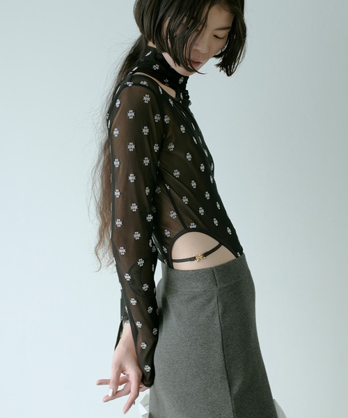 SORIN（ソリン ）の「SWAN LAKE Cut-out Bodysuit（Tシャツ