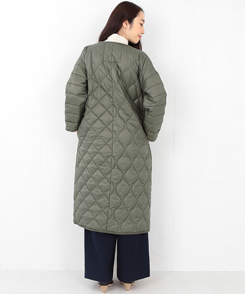 Ray BEAMS（レイビームス）の「■RBS / キルト切り替え ロングコート（ナイロンジャケット・レディース・オフホワイト/オリーブ・0/1）」の11枚目の写真