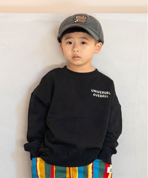 UNIVERSAL OVERALL（ユニバーサルオーバーオール）の「【UNIVERSAL OVERALL】別注プリントトレーナー（80～150cm）（スウェット・キッズ・ベージュ/オフホワイト/ブラック・80/90/95/100/110/120/130/140/150）」の4枚目の写真