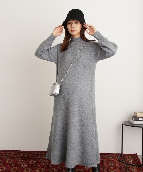 N.(N. Natural Beauty Basic)(エヌエヌナチュラルビューティーベーシック)の「◆セミAラインニットワンピース(ワンピース・レディース・オレンジ/グレー/ベージュ・MEDIUM)」の16枚目の写真