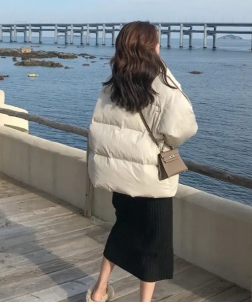 Achic(アシック)の「ふわふわ 中綿ブルゾン エコダウンブルゾン(ブルゾン・レディース・グリーン/パープル/ブラウン系その他/ホワイト/ブラック・M)」の9枚目の写真