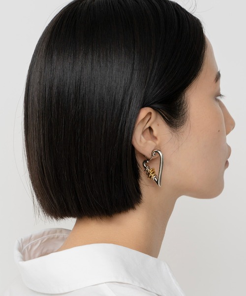 LAPUIS(ラピュイ)の「LAPUIS(ラピュイ)COIL HEART HOOP EARRINGS(イヤリング・レディース・マルチ/シルバー/ゴールド・FREE)」の11枚目の写真