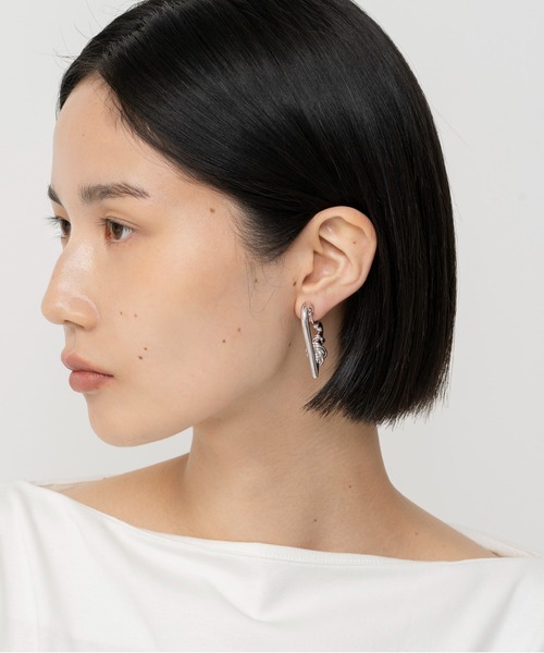 LAPUIS(ラピュイ)の「LAPUIS(ラピュイ)COIL HEART HOOP EARRINGS(イヤリング・レディース・マルチ/シルバー/ゴールド・FREE)」の16枚目の写真