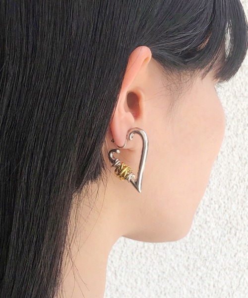 LAPUIS(ラピュイ)の「LAPUIS(ラピュイ)COIL HEART HOOP EARRINGS(イヤリング・レディース・マルチ/シルバー/ゴールド・FREE)」の22枚目の写真