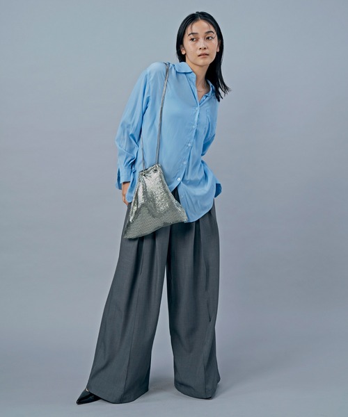 LIENCOEUR（リアンクール）の「ドロップダウンルーズシアーシャツ（シャツ/ブラウス・レディース・ライトブルー/ホワイト・SMALL/MEDIUM）」の16枚目の写真