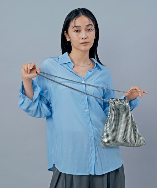 LIENCOEUR（リアンクール）の「ドロップダウンルーズシアーシャツ（シャツ/ブラウス・レディース・ライトブルー/ホワイト・SMALL/MEDIUM）」の9枚目の写真