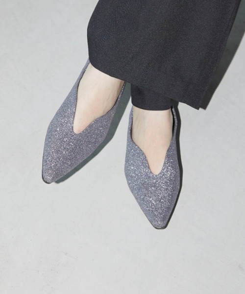 Aunt Marie's(アントマリーズ)の「Uカットパンプス/アソート(パンプス・レディース・その他/グレイッシュベージュ/ブラック・S/L/M)」の21枚目の写真