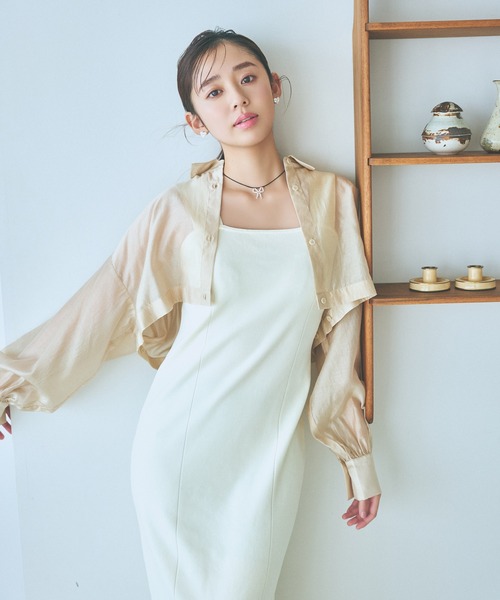 mysty woman(ミスティウーマン)の「シアーBIG2WAYシャツ 104437(シャツ/ブラウス・レディース・チャコールグレー/ライトグリーン/アイボリー・FREE)」の1枚目の写真