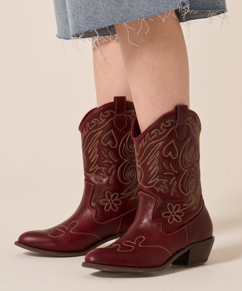 TINA：JOJUN（ティーナジョジュン）の「オリジナル刺繍 ウエスタン