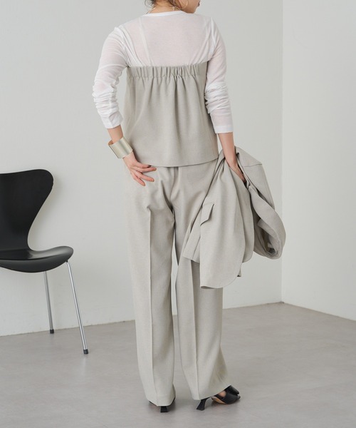 Omekashi（オメカシ）の「2WAY TRビスチェ（チューブトップ・レディース・ベージュ/ライトグレー・FREE）」の14枚目の写真