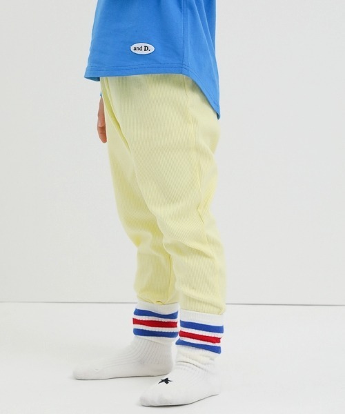 and D. petit main(アンドディープティマイン)の「【防汚加工】デイリーリブレギンス(レギンス/スパッツ・キッズ・ホワイト/ブラック/ブルーグレー/エメラルド/ベビーピンク/トップグレー/レモンイエロー/ブルー・120cm/110cm/100cm/90cm/130cm)」の7枚目の写真