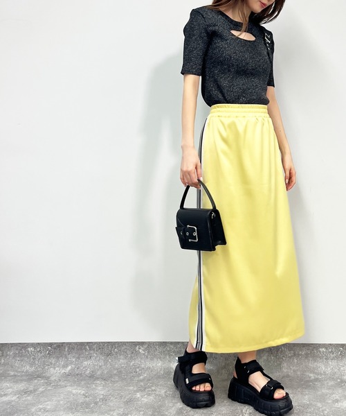 ANAP（アナップ）の「ラメ糸 ベルトデザイン リブニット トップス（ニット/セーター・レディース・ライトピンク/ブラック/オフホワイト/ブルー・FREE）」の16枚目の写真