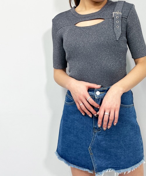 ANAP（アナップ）の「ラメ糸 ベルトデザイン リブニット トップス（ニット/セーター・レディース・ライトピンク/ブラック/オフホワイト/ブルー・FREE）」の18枚目の写真