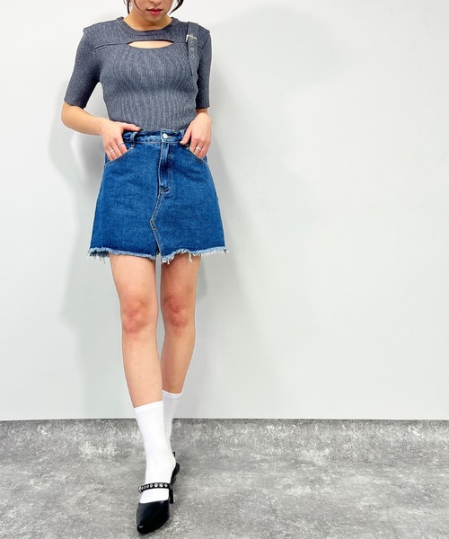 ANAP（アナップ）の「ラメ糸 ベルトデザイン リブニット トップス（ニット/セーター・レディース・ライトピンク/ブラック/オフホワイト/ブルー・FREE）」の20枚目の写真