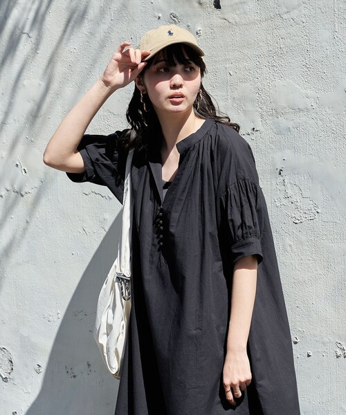 FREAK'S STORE（フリークスストア）の「WEB限定　インド 組紐ボタン スキッパーワンピース（ワンピース・レディース・グリーン/ブラック/ブルー/オフホワイト/オレンジ/イエロー・SMALL/MEDIUM）」の12枚目の写真