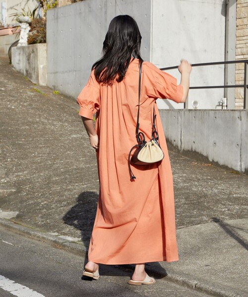 FREAK'S STORE（フリークスストア）の「WEB限定　インド 組紐ボタン スキッパーワンピース（ワンピース・レディース・グリーン/ブラック/ブルー/オフホワイト/オレンジ/イエロー・SMALL/MEDIUM）」の16枚目の写真