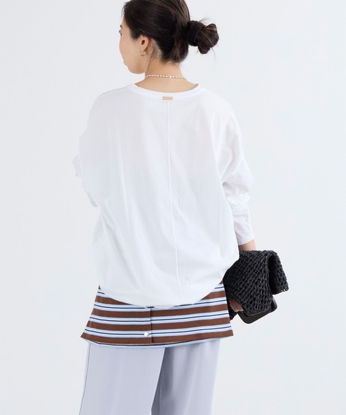 MICA&DEAL(マイカ&ディール)の「ベーシックロングTシャツ(Tシャツ/カットソー・レディース・ホワイト/スミクロ・FREE)」の11枚目の写真