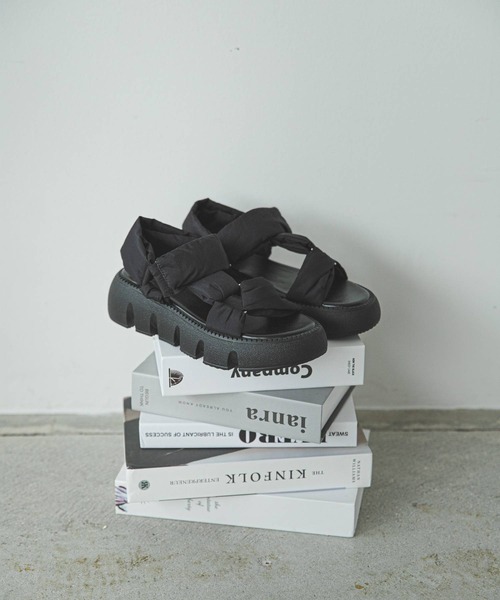 bohmal（ボマール）の「トラックソール厚底ベルトサンダル（サンダル・レディース・ブラック/ホワイト/モスグリーン・24.5cm/24.0cm/23.5cm/23.0cm）」の12枚目の写真