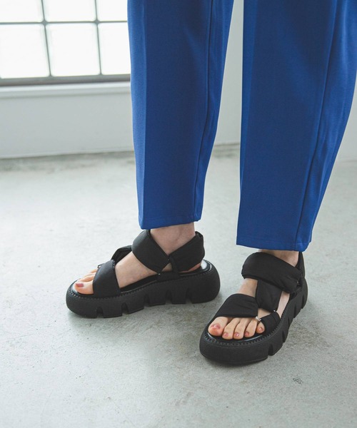 bohmal（ボマール）の「トラックソール厚底ベルトサンダル（サンダル・レディース・ブラック/ホワイト/モスグリーン・24.5cm/24.0cm/23.5cm/23.0cm）」の16枚目の写真