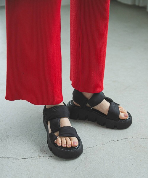 bohmal（ボマール）の「トラックソール厚底ベルトサンダル（サンダル・レディース・ブラック/ホワイト/モスグリーン・24.5cm/24.0cm/23.5cm/23.0cm）」の10枚目の写真