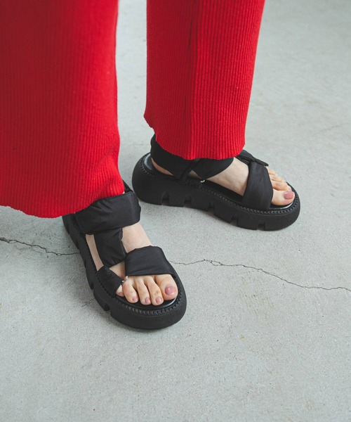 bohmal（ボマール）の「トラックソール厚底ベルトサンダル（サンダル・レディース・ブラック/ホワイト/モスグリーン・24.5cm/24.0cm/23.5cm/23.0cm）」の11枚目の写真