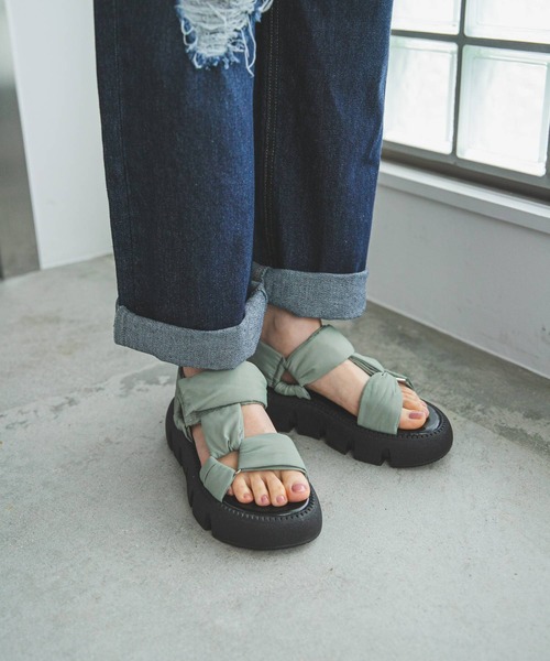 bohmal（ボマール）の「トラックソール厚底ベルトサンダル（サンダル・レディース・ブラック/ホワイト/モスグリーン・24.5cm/24.0cm/23.5cm/23.0cm）」の8枚目の写真