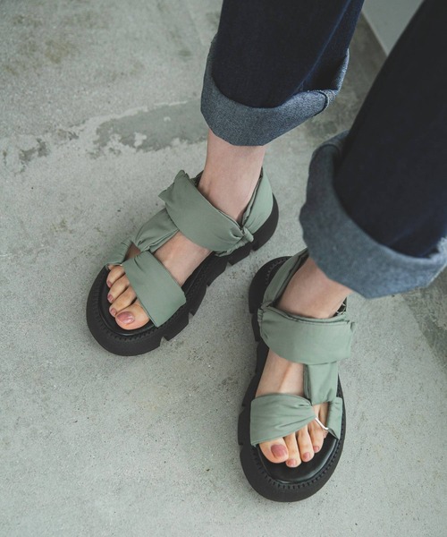 bohmal（ボマール）の「トラックソール厚底ベルトサンダル（サンダル・レディース・ブラック/ホワイト/モスグリーン・24.5cm/24.0cm/23.5cm/23.0cm）」の9枚目の写真