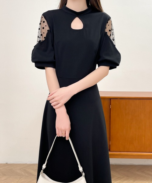 ABITOKYO(アビトーキョー)の「カットアウト袖異素材ドッキングフレアロングワンピース(ワンピース・レディース・ブラック/ベージュ・S/M)」の21枚目の写真