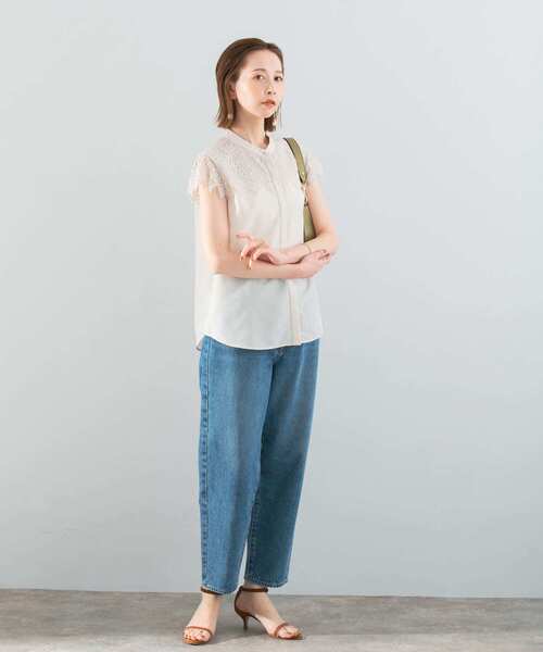 URBAN RESEARCH ROSSO WOMEN（アーバンリサーチ　ロッソ）の「『一部WEB限定カラー』ウォッシャブルヨークレースブラウス（シャツ/ブラウス・レディース・オフホワイト/イエロー系その他/ブラック/ブルー系その他・FREE）」の9枚目の写真