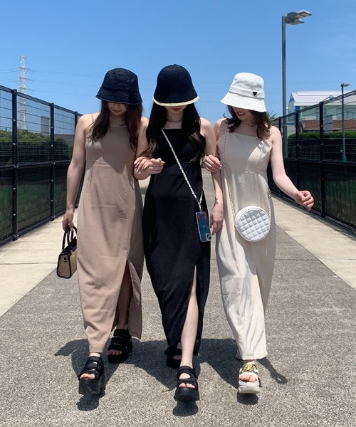 non-hedge（ノンヘッジ）の「スリット入りロングキャミワンピース（ワンピース・レディース・モカ/ベージュ/ブラック/チャコールグレー・FREE）」の13枚目の写真