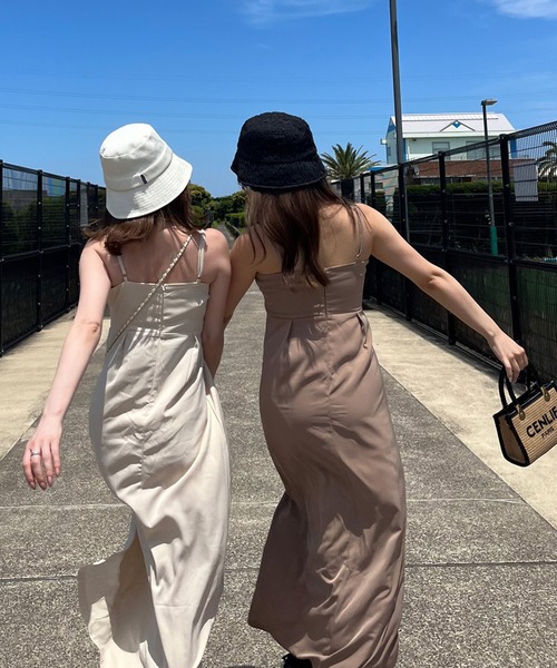 non-hedge（ノンヘッジ）の「スリット入りロングキャミワンピース（ワンピース・レディース・モカ/ベージュ/ブラック/チャコールグレー・FREE）」の16枚目の写真