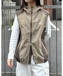 ALAND | 【UNISEX】Filluminate/NYLONフードベスト 2122201(ナイロンジャケット)
