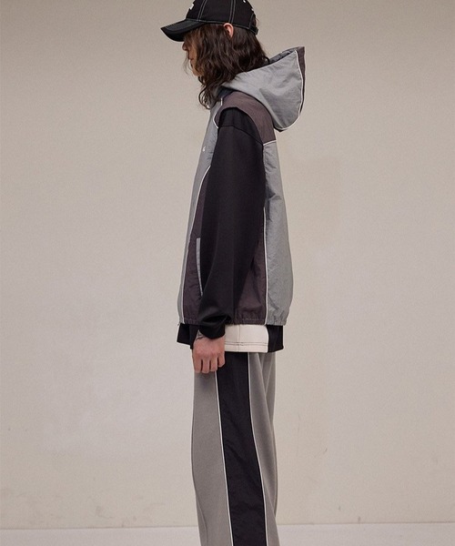 ALAND（エーランド）の「【UNISEX】Filluminate／NYLONフード
