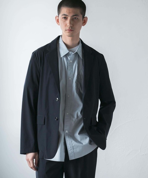 URBAN RESEARCH(アーバンリサーチ)の「『UR TECH DRYLUXE』DRY LUXE 2B JACKET(その他アウター・メンズ・オフホワイト/チャコールグレー/ネイビー・SMALL/MEDIUM/LARGE)」の3枚目の写真