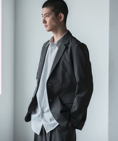 URBAN RESEARCH(アーバンリサーチ)の「『UR TECH DRYLUXE』DRY LUXE 2B JACKET(その他アウター・メンズ・オフホワイト/チャコールグレー/ネイビー・SMALL/MEDIUM/LARGE)」の6枚目の写真