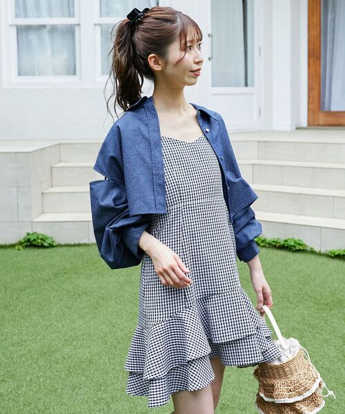 MAJESTIC LEGON（マジェスティックレゴン）の「ショルダーリボンミニキャミワンピ（ワンピース・レディース・ホワイト系その他/ホワイト系その他2/ブラック系その他・MEDIUM）」の9枚目の写真