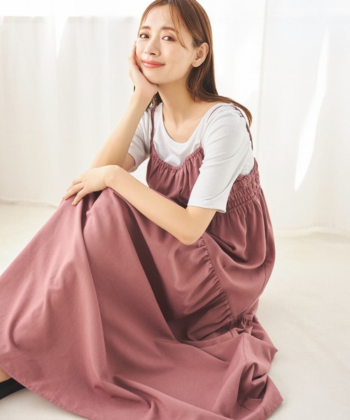 mysty woman（ミスティウーマン）の「ギャザーキャミワンピース　128572（ワンピース・レディース・ブラック/ベージュ系その他/ピンク・FREE）」の3枚目の写真