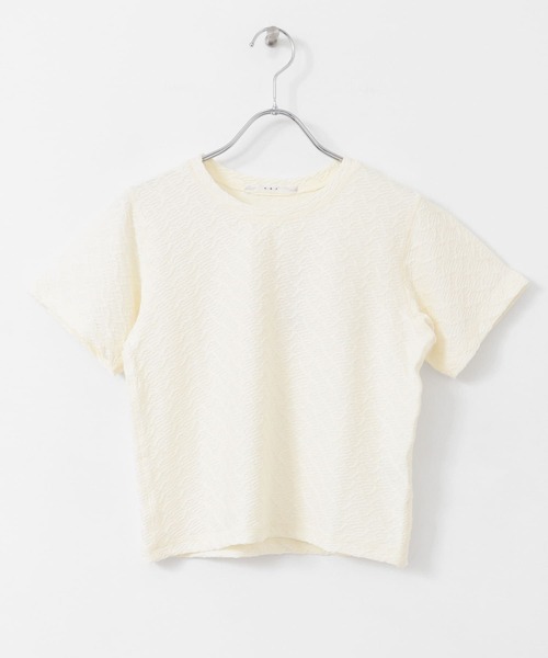 KBF(ケイビーエフ)の「ステッチデザインシャーリングTEE(Tシャツ/カットソー・レディース・グリーン系その他/ブラック/オフホワイト・ONE)」の11枚目の写真
