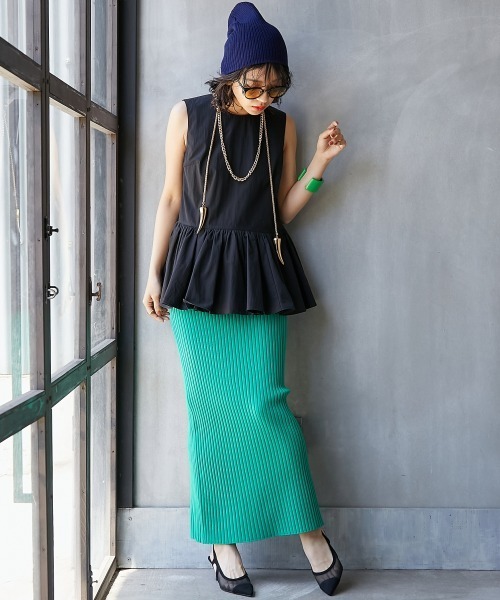 GEVS.（ジェイヴィス）の「＜大きいサイズ＞ ペプラムフリルノースリーブブラウス GEVS.（シャツ/ブラウス・レディース・グレー/ブラック・5L/4L/3L/LL/L）」の16枚目の写真