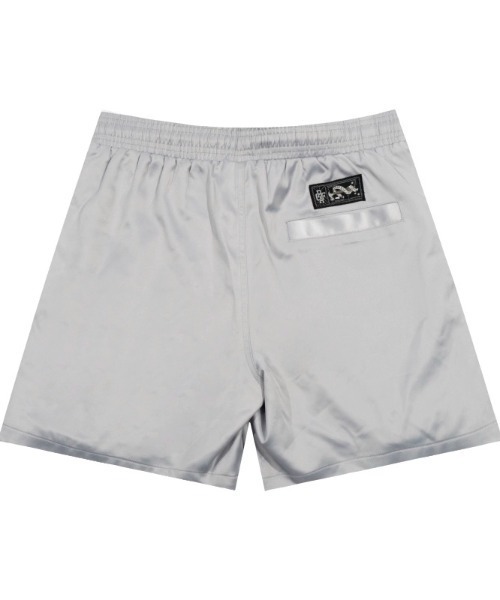 GRAF&WU(グラフアンドユー)の「A'GEM/9 × .kom 『GRAF&WU/グラフアンドユー』 ロゴショートパンツ(その他パンツ・レディース・ホワイト/ブラック/グレー・L/M)」の6枚目の写真