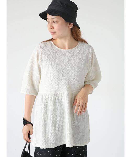 Lugnoncure(ルノンキュール)の「ペプラムふくれカットソー(Tシャツ/カットソー・レディース・オフホワイト/ネイビー/ブラック・F)」の2枚目の写真