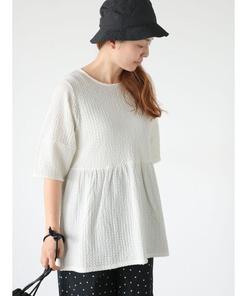 Lugnoncure(ルノンキュール)の「ペプラムふくれカットソー(Tシャツ/カットソー・レディース・オフホワイト/ネイビー/ブラック・F)」の14枚目の写真