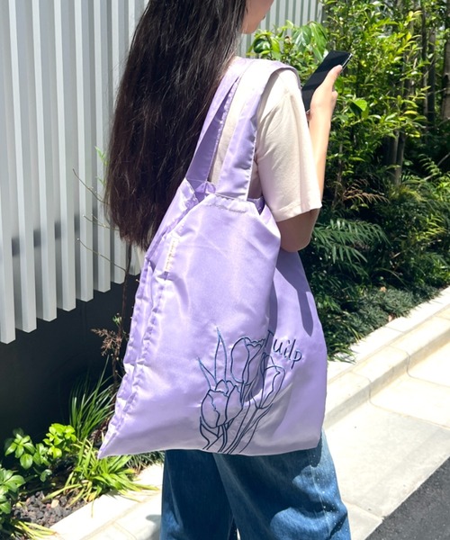 SOLLON.(ソルロン)の「チューリップ刺繍サテントートバッグ(トートバッグ・レディース・パープル/ピンク/シルバー/イエロー・FREE)」の22枚目の写真