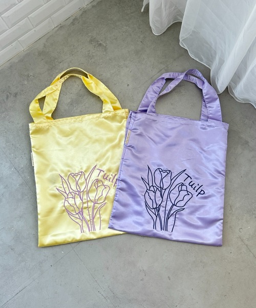 SOLLON.(ソルロン)の「チューリップ刺繍サテントートバッグ(トートバッグ・レディース・パープル/ピンク/シルバー/イエロー・FREE)」の13枚目の写真